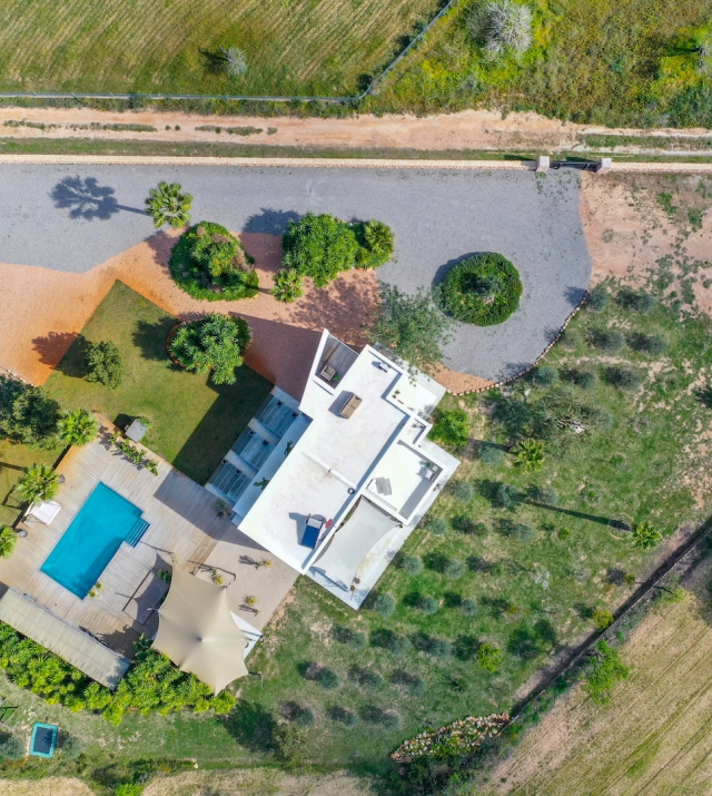 Resa Estates Ibiza te koop sale villa san augustin airshort.jpg